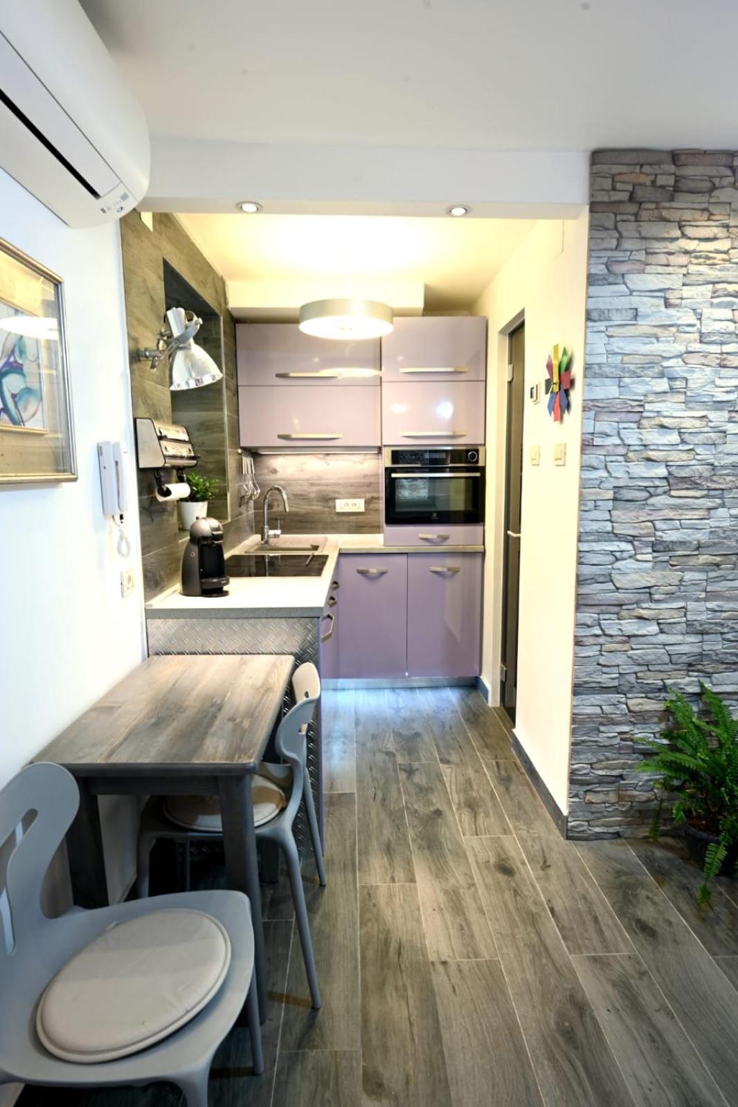 Apartment Bel-art